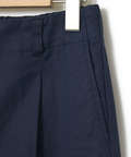 センタープレス タック パンツ