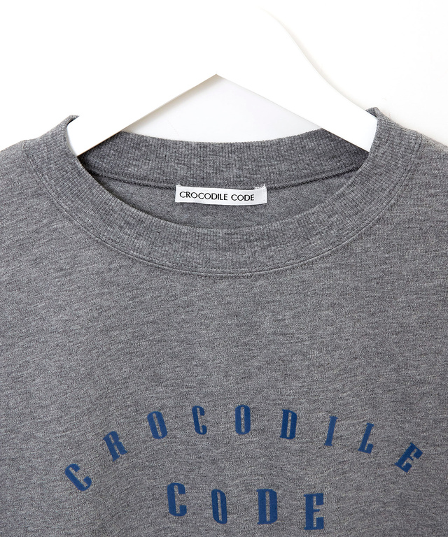 カレッジ調ロゴ 長袖 Tシャツ