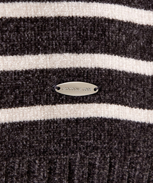 モール ガンジーニット