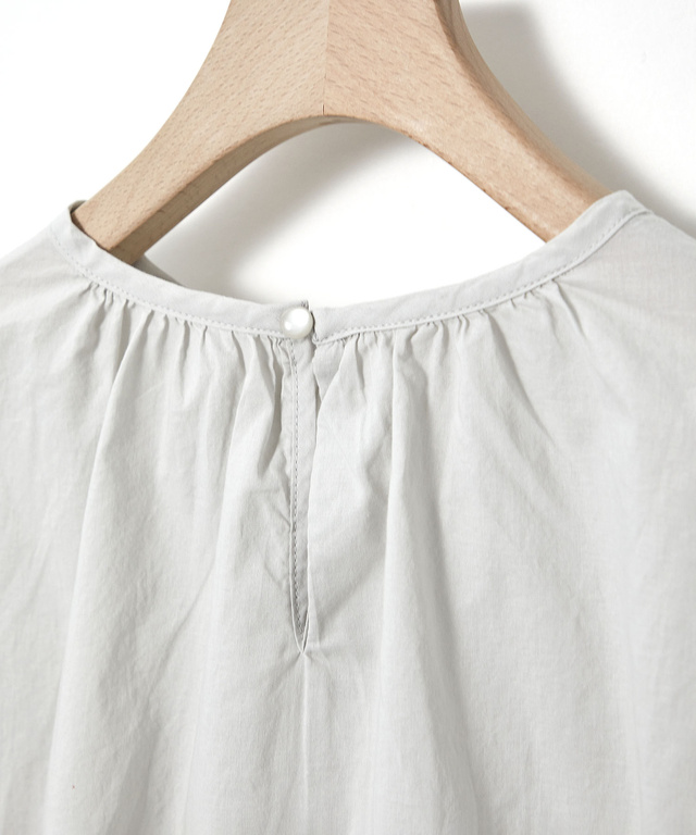 袖刺繍 プルオーバー ブラウス