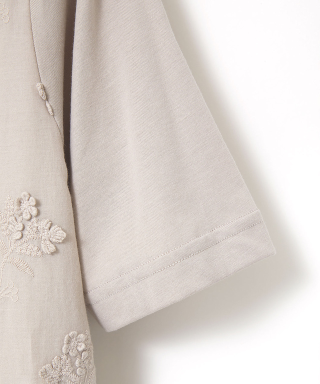 花柄刺繍 ドッキング プルオーバー