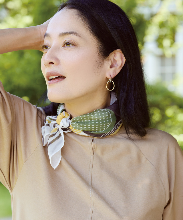 フラワーモチーフ スカーフ