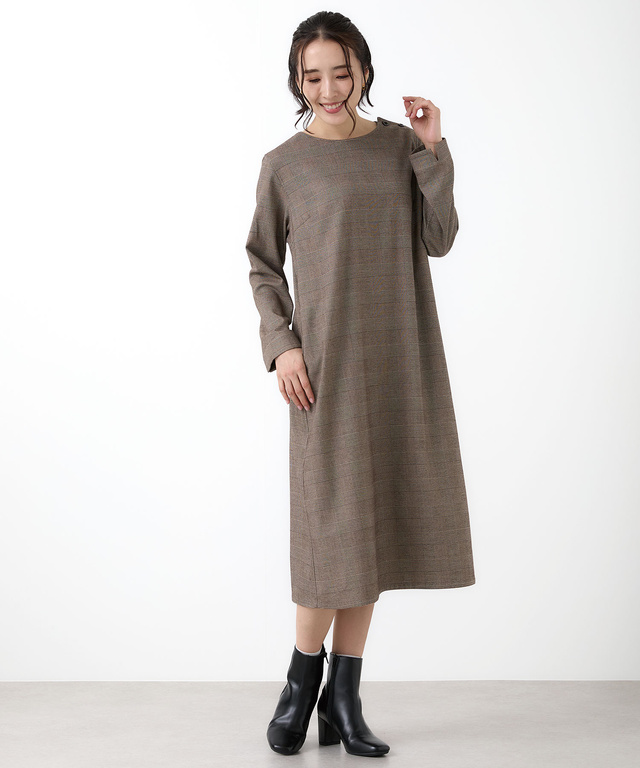 ショルダーボタン ワンピース