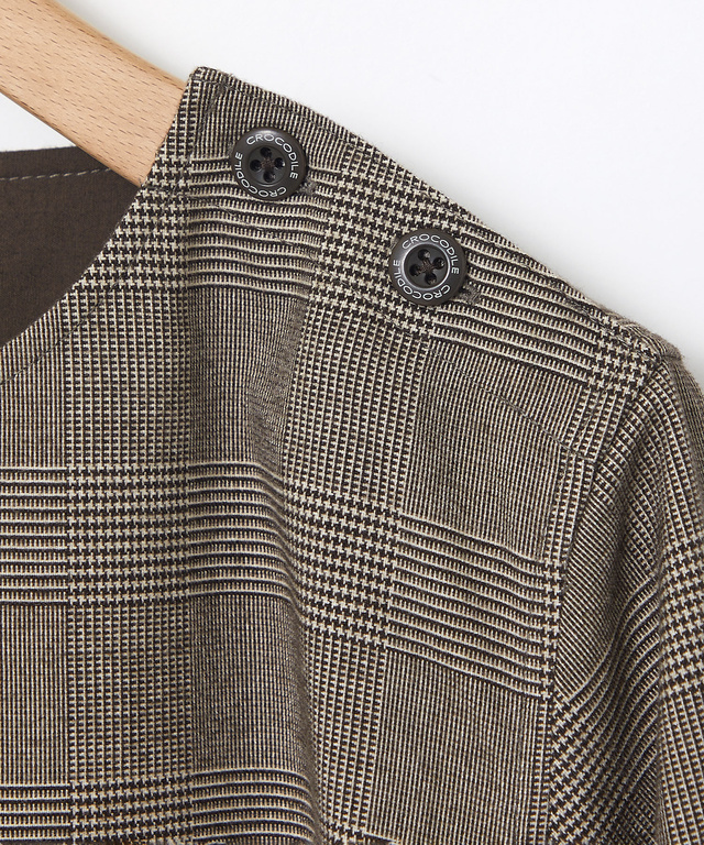 ショルダーボタン ワンピース