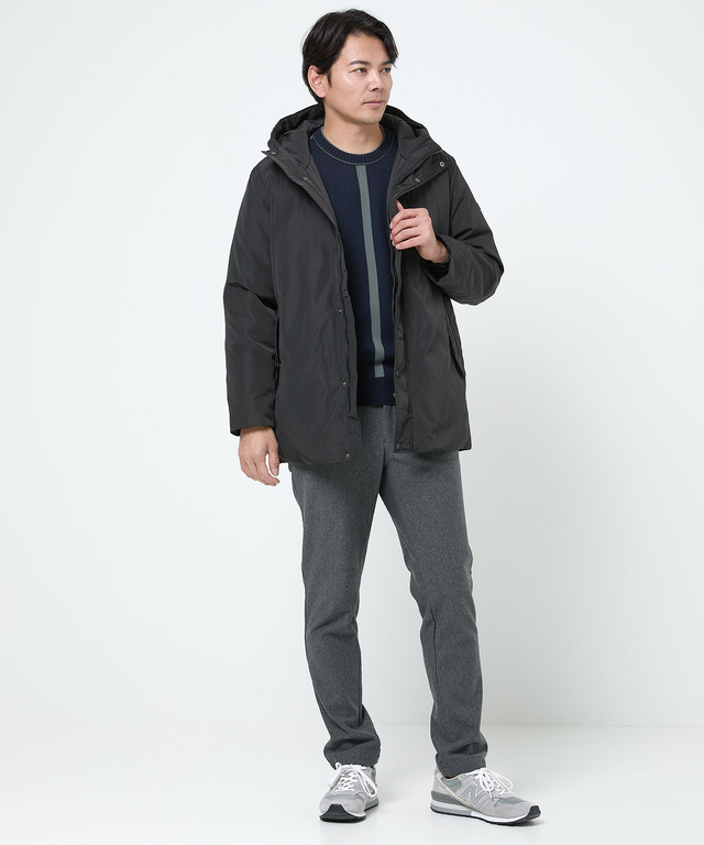 メモリー素材 ダウン ジャケット