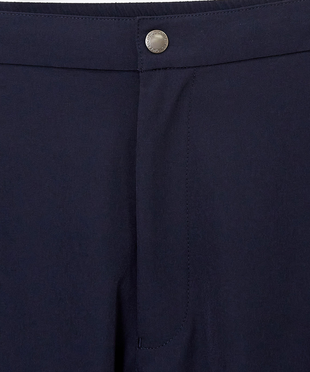 ストレッチ テーパード パンツ