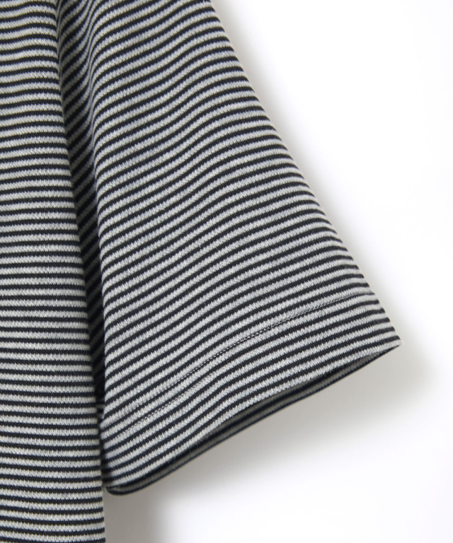 スタンド襟 微塵ボーダー柄 プルオーバー