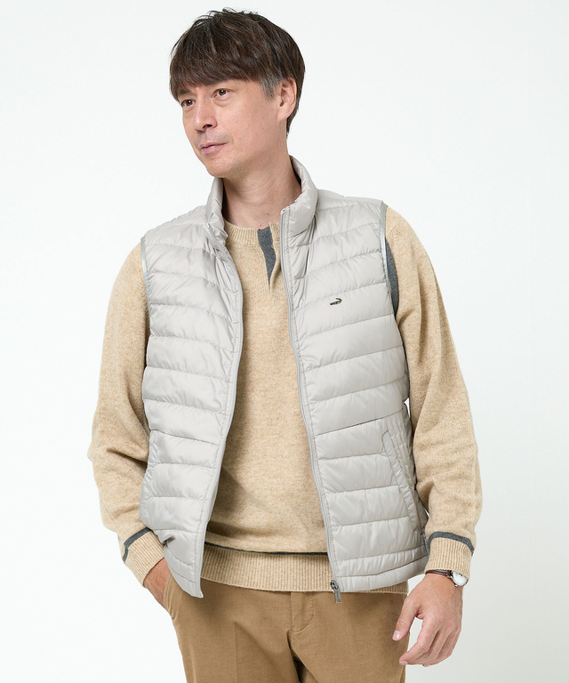 スタンドカラー ダウン ベスト