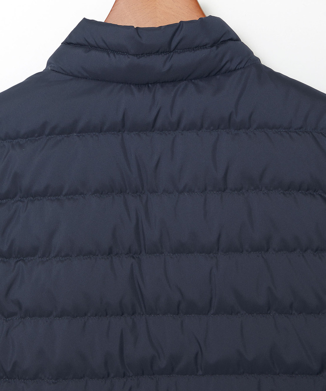 スタンドカラー ダウン ベスト