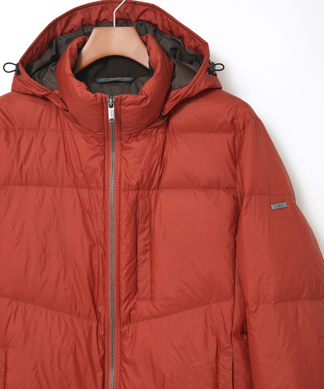 フード付き ダウン ジャケット