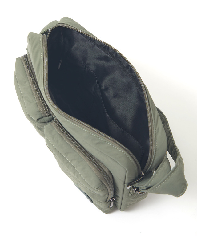 ナイロン パディング ショルダーバッグ