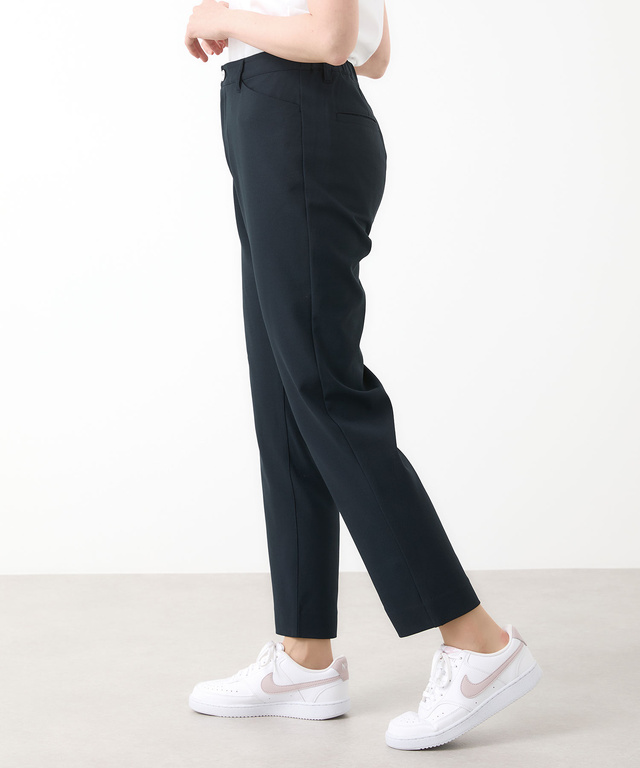 テーパード パンツ