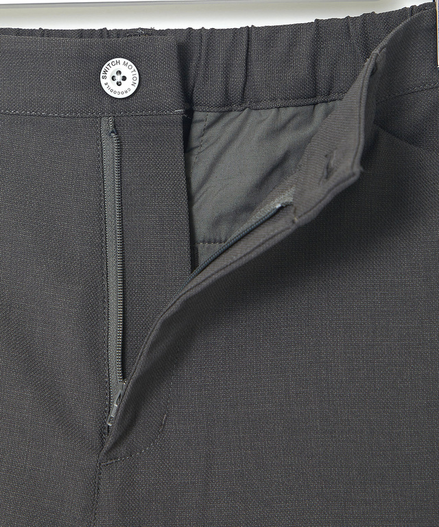 テーパード パンツ