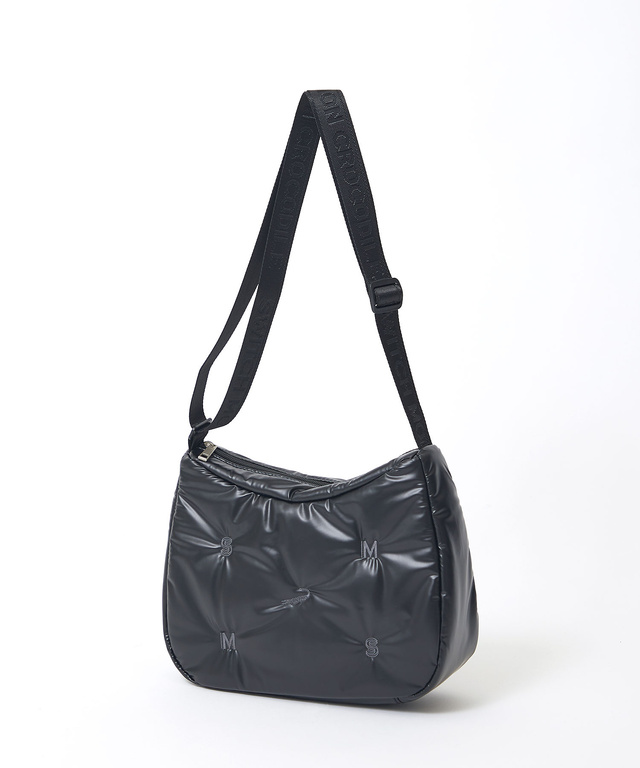 ロゴ刺繍 パデッド ショルダーバッグ