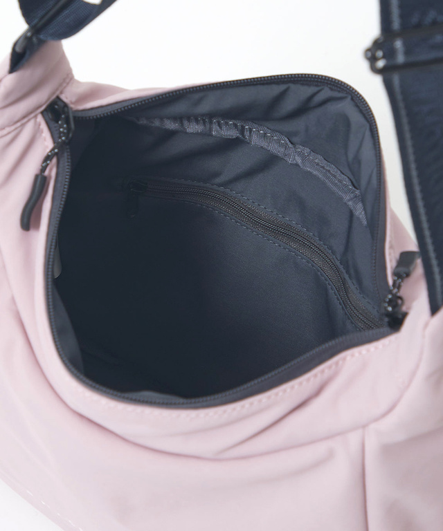 ナイロン ショルダー バッグ